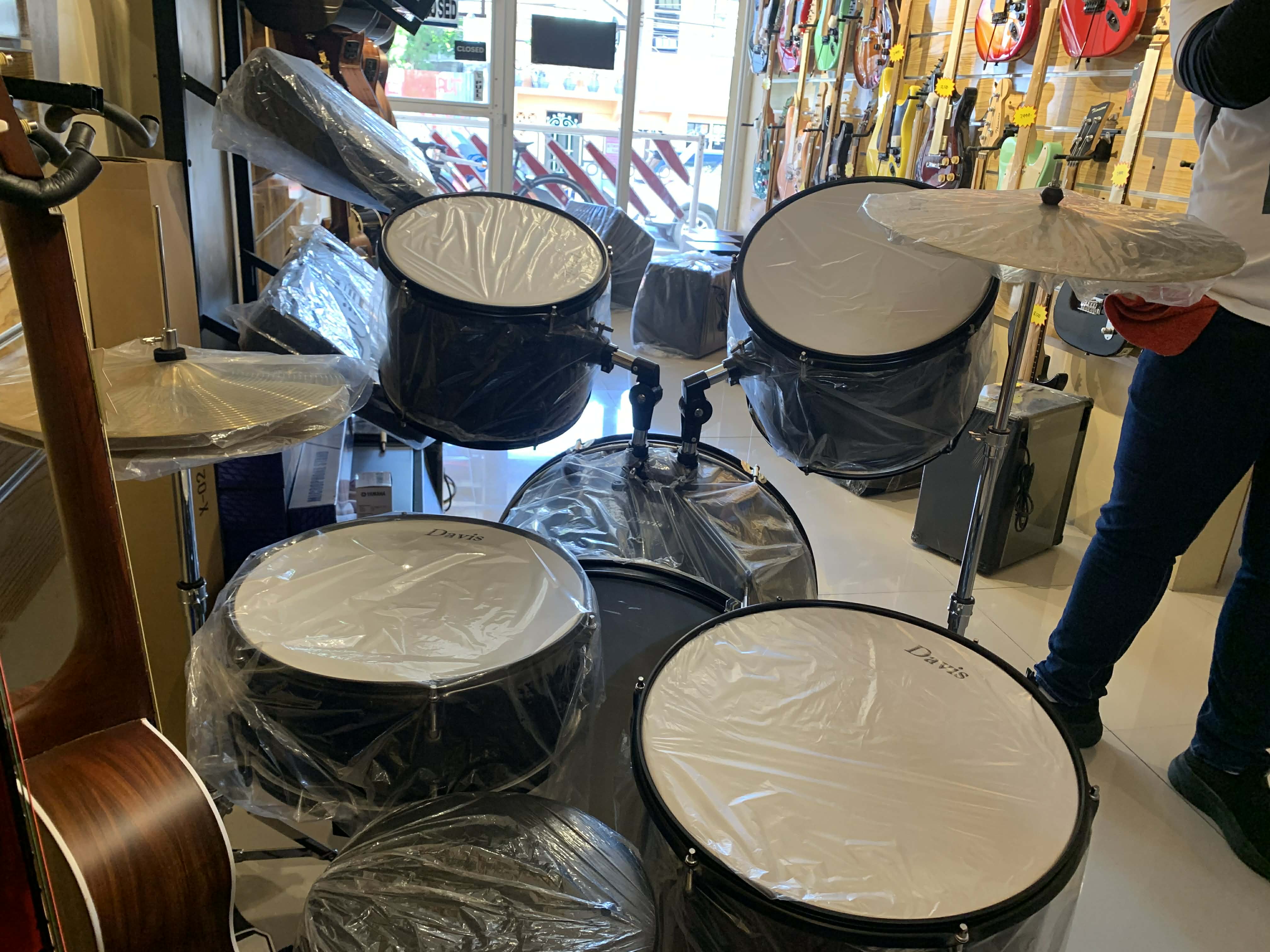 Davis Acoustic Drum Set